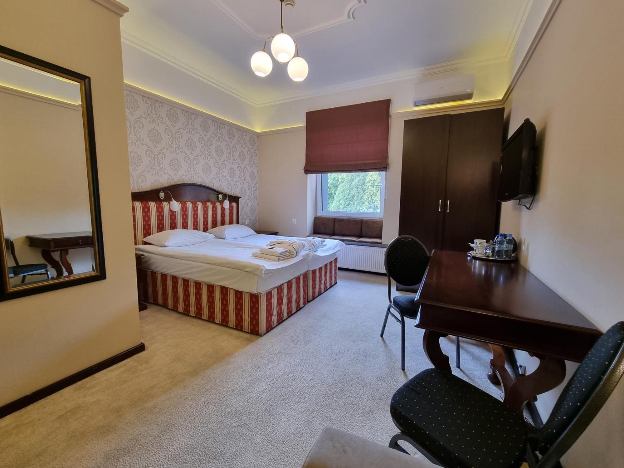 Hotel Senator Konferencje & Spa 斯塔拉乔维切 外观 照片