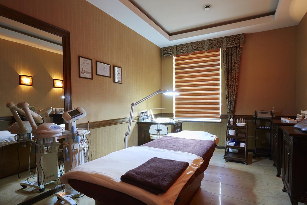 Hotel Senator Konferencje & Spa 斯塔拉乔维切 外观 照片