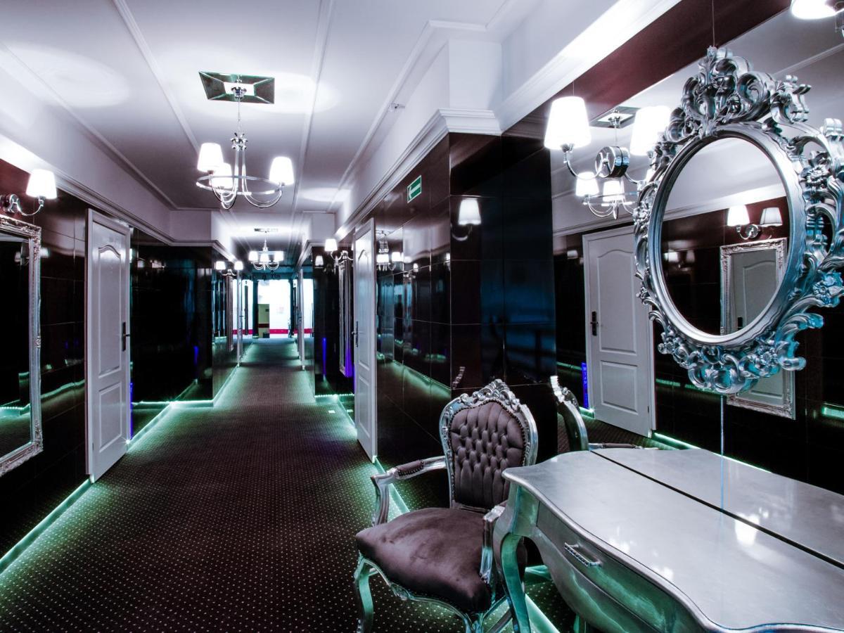 Hotel Senator Konferencje & Spa 斯塔拉乔维切 外观 照片